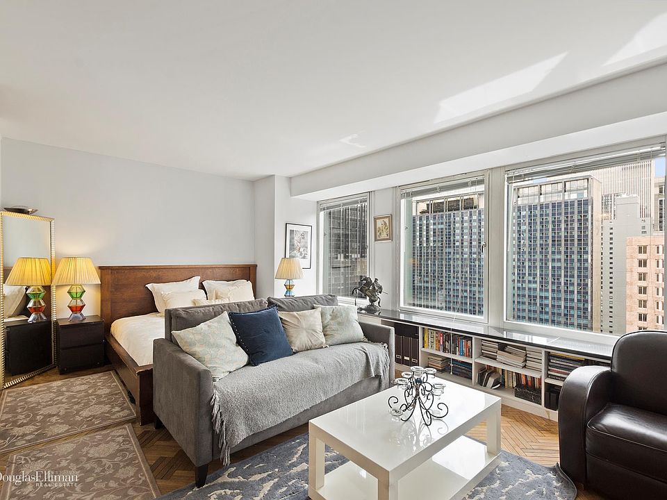 1st image of 150-156 W 56th St APT 3611