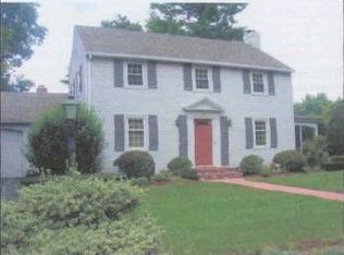 10 Delwood Rd, Chelmsford, MA 01824