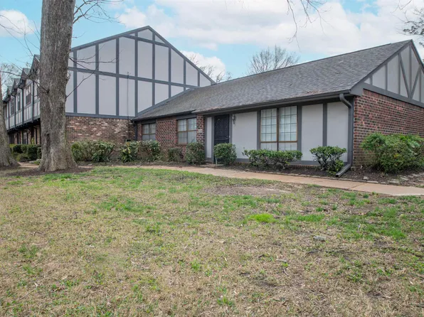 956 Rustling Oaks Cir, Memphis, TN 38117