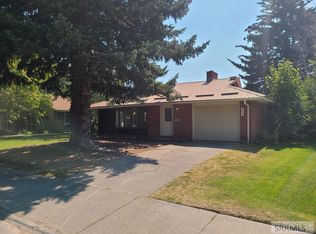 818 Maplewood Dr, Idaho Falls, ID 83401