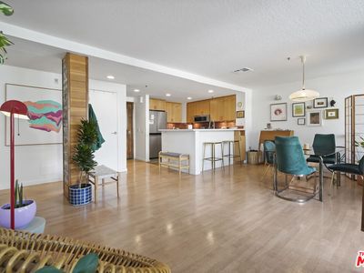 880 W 1st St APT 604, Los Angeles, CA, 90012