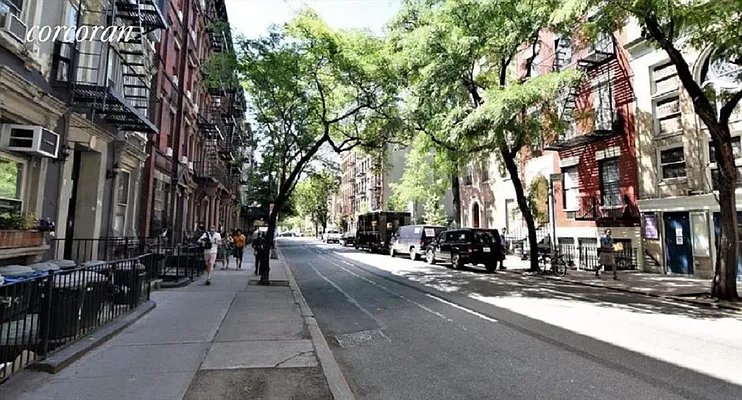 Rented by Douglas Elliman | media 1