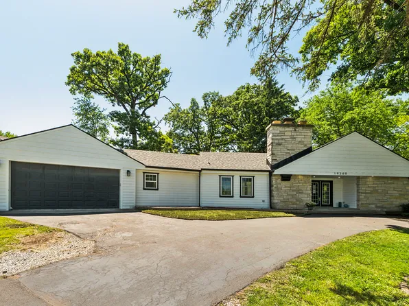 19200 Dixie Hwy, Flossmoor, IL 60422