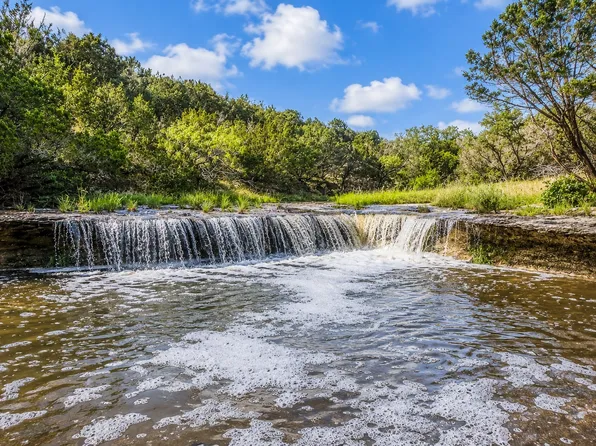 1034 Sanctuary Dr, Tolar, TX 76476