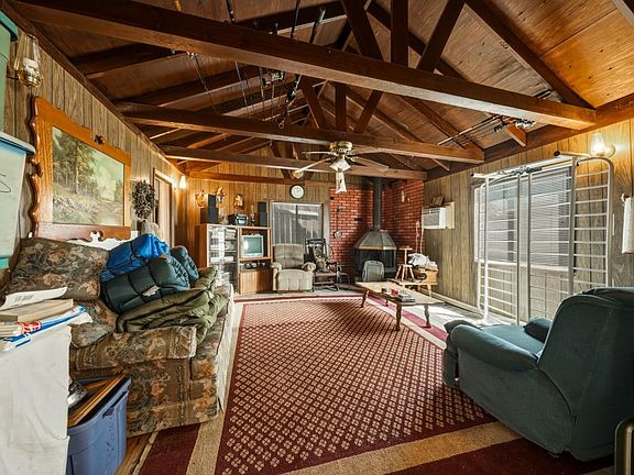 3rd image of 14677 Palmer Avenue