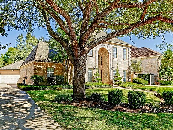 2nd image of 20658 Castle Bend Dr