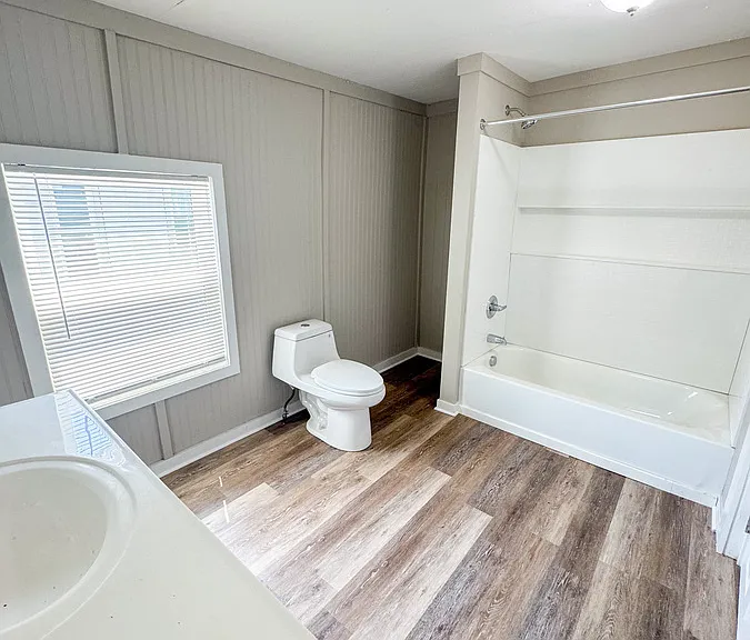1338 Alpine Ave NW — Photo 27