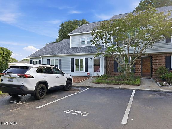5th image of 3200 Crystal Oaks Lane #820