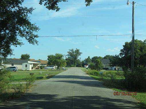 2nd image of 10 Short Dr