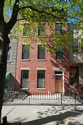 Sold by Compass | media 16