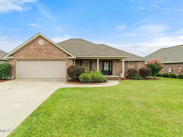 6 E Spruce St, Sumrall, MS 39482