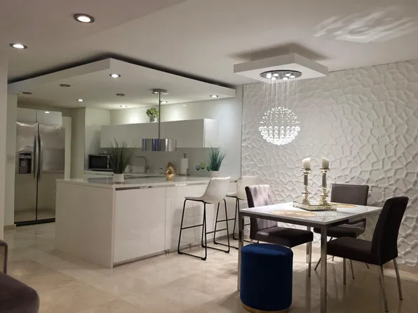 6300 Avenue Isla Verde Cond La Mancha #708, Carolina, PR 00979