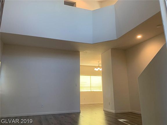 4th image of 2831 Canonero St