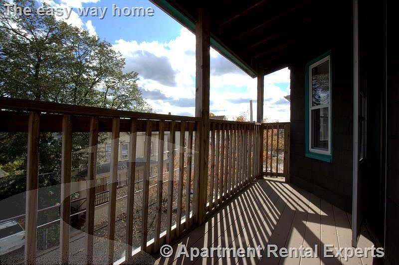 1st image of 53 Hinckley St #3