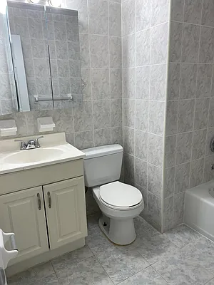 Rented by Big Apple Realty Group | media 4