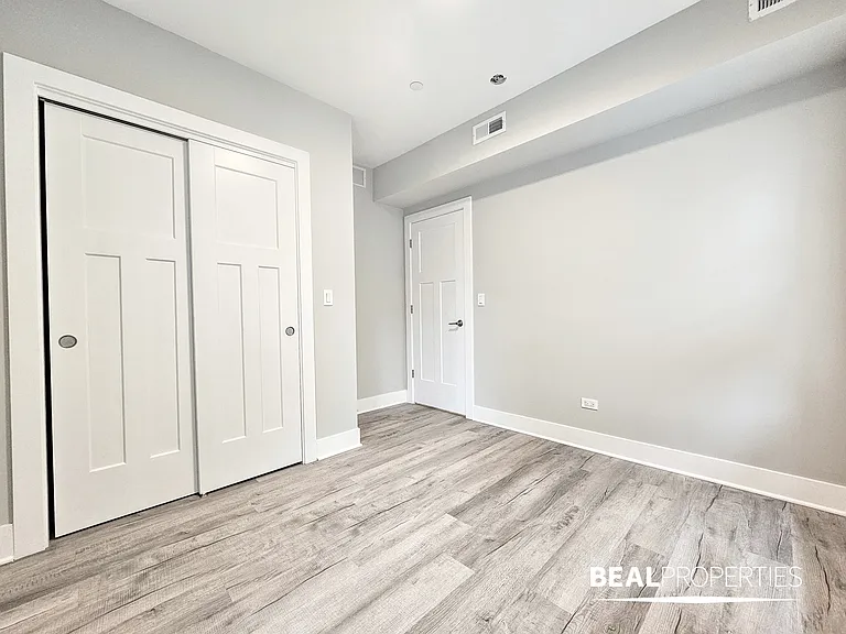1133-1139 Oak Ave — Photo 29