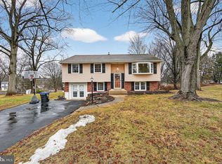 1411 Hunters Ln, West Chester, PA 19380
