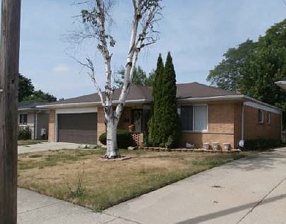 2nd image of 30941 Moulin Ave