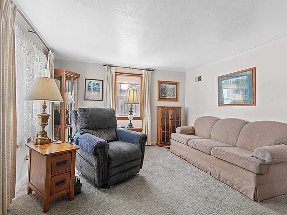 4th image of 308 Lau St