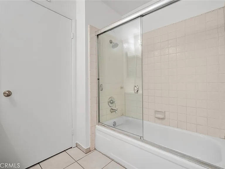 4526 Heil Ave — Photo 18