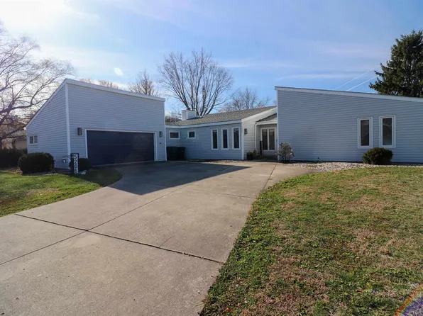 5205 N Grass Way, Muncie, IN 47304