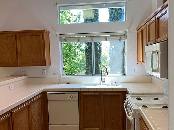 3rd image of 273 San Leon Dr
