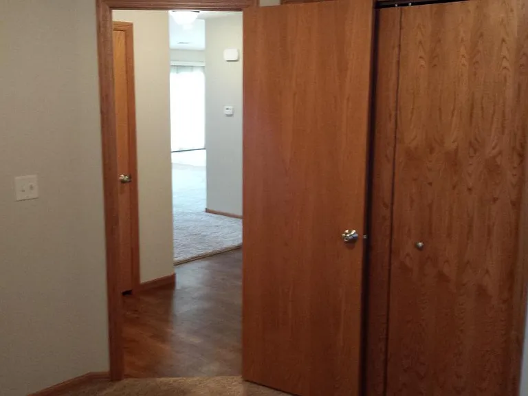 1411 W Stolley Park Rd #B — Photo 11