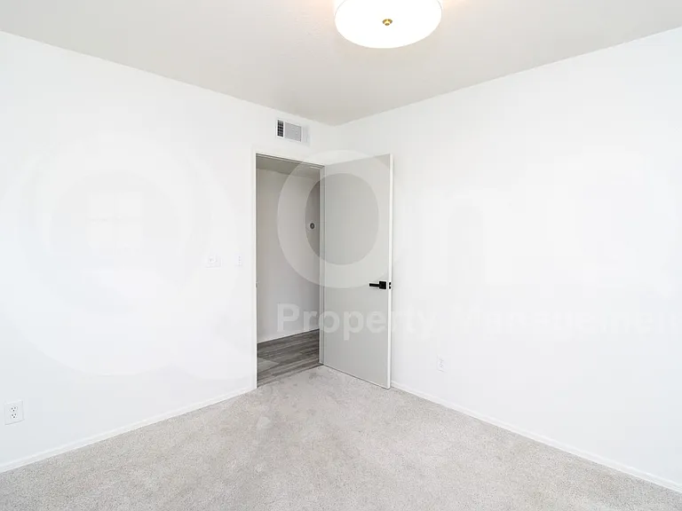 4234 E Tanglewood Dr — Photo 15