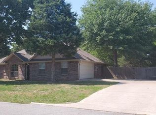 2582 Red Bird Ln, Tyler, TX 75706