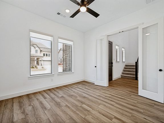 5th image of 9435 Keep St