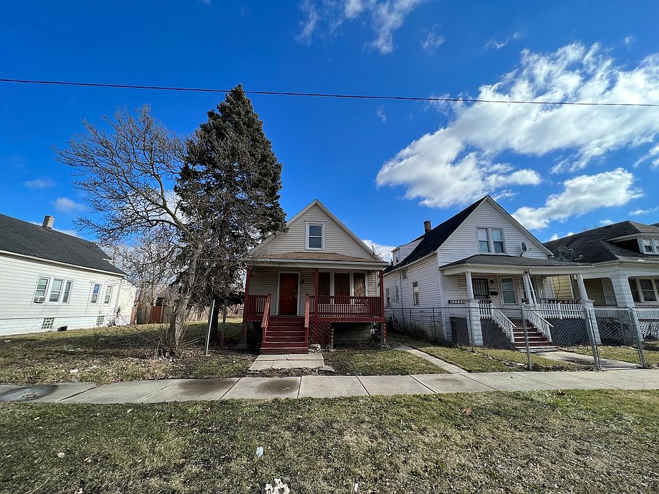 1st image of 10519 S La Salle St