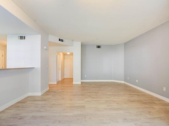 2nd image of 830 Carnegie St APT 1211