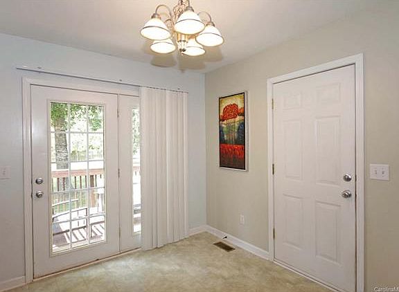 4th image of 112 Whistling Pines Dr