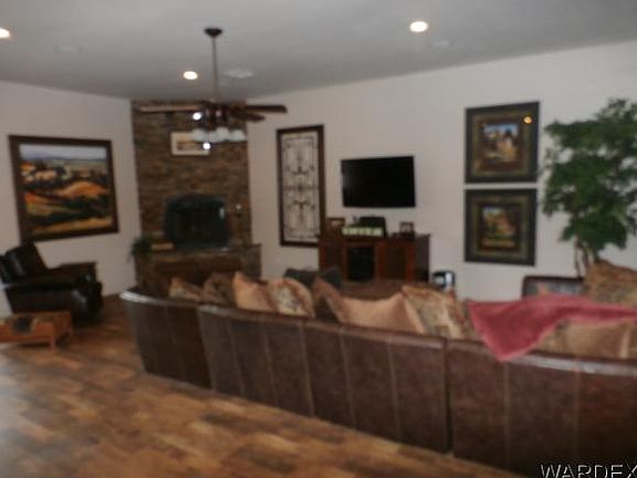 4th image of 2721 Jamaica Blvd