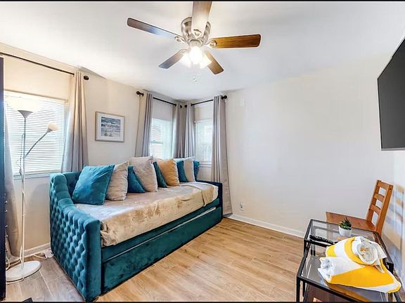 4th image of 1624 17th St