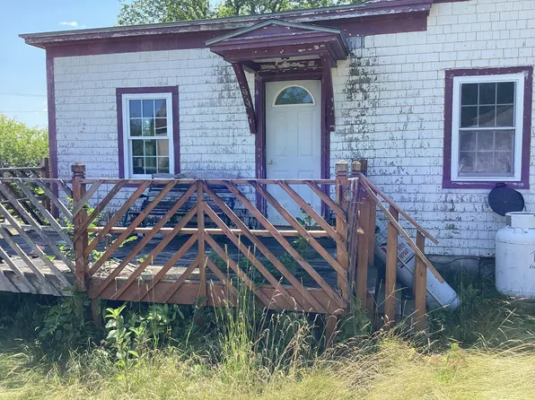 128 Water Street, Vanceboro, ME 04491