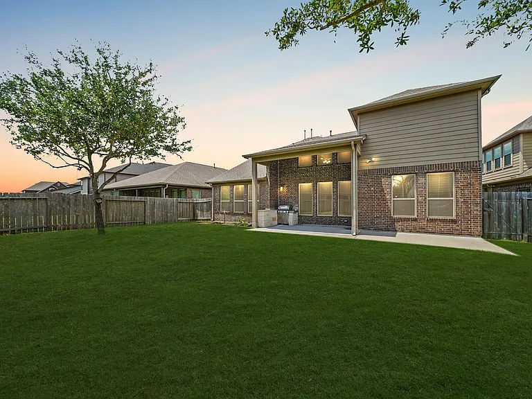 19119 Arcadia Cove Ct — Photo 25