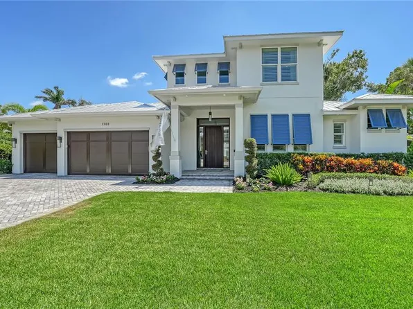 1706 Spring Creek Dr, Sarasota, FL 34239