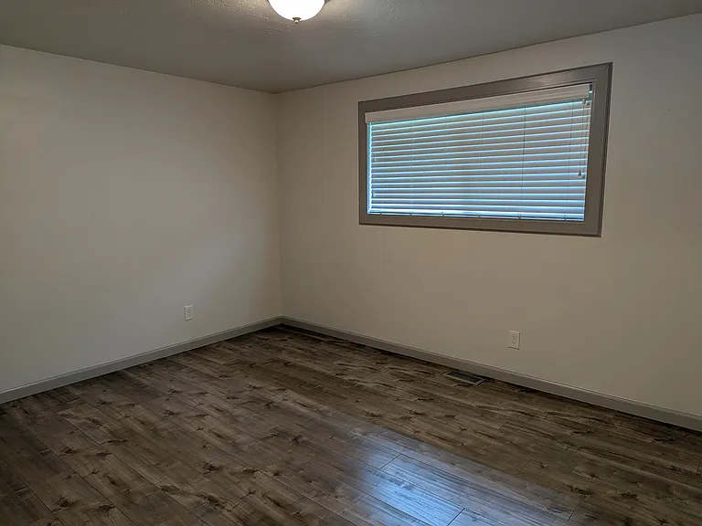 2025 N Workland Dr — Photo 12