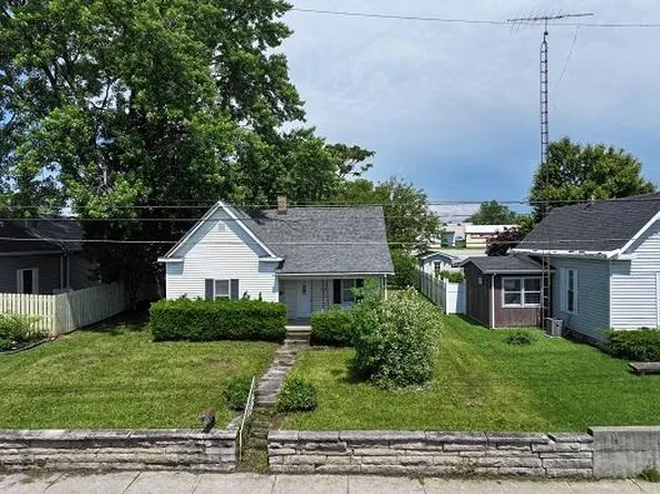 802 Lincoln Ave, Bedford, IN 47421