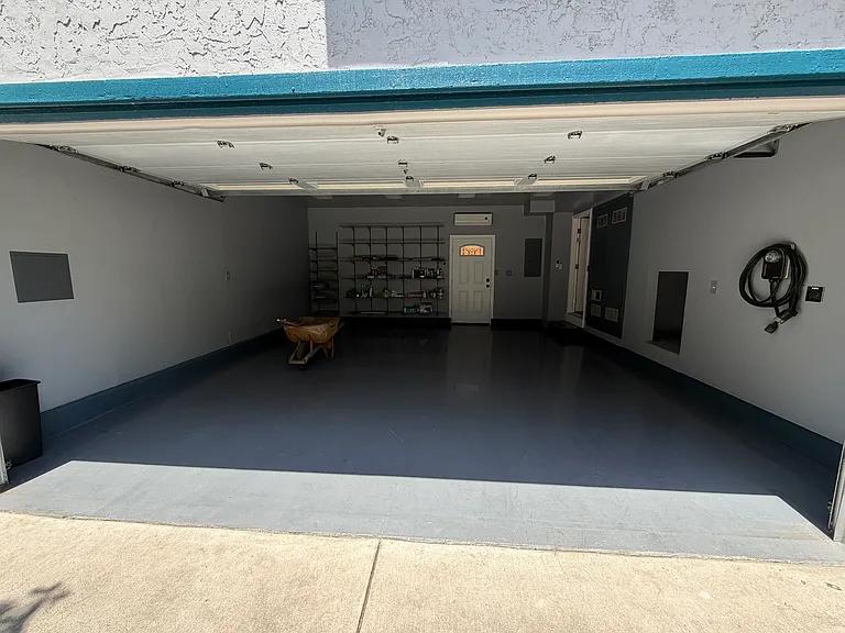 1658 Monroe St — Photo 15