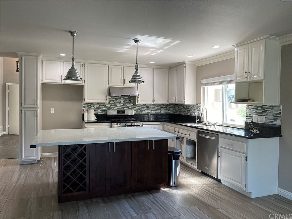 2nd image of 11969 Gonsalves St