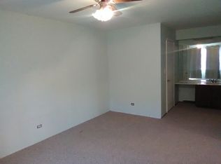 2105 Timber Ln, Wheaton, IL 60189