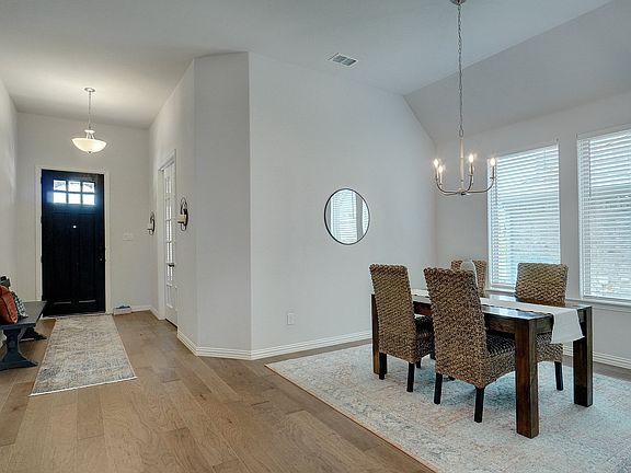 4th image of 11116 Aspen Leaf Dr