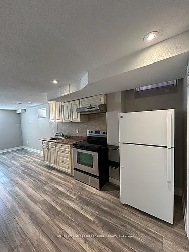 43 Littleriver Ct #LOWER Photo 1
