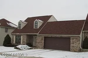 253 Washington Ave photo 1