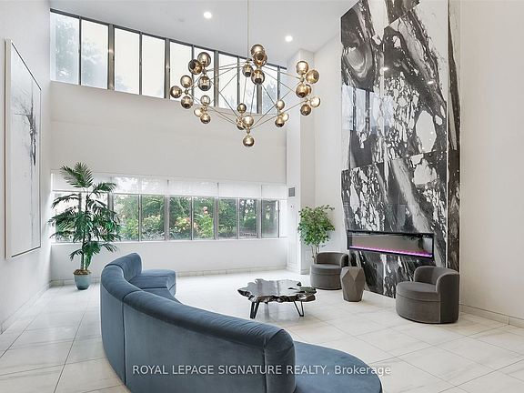 3rd image of 1580 Mississauga Valley Blvd #906