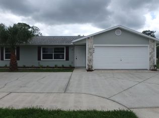 392 Emerson Dr NW, Palm Bay, FL 32907
