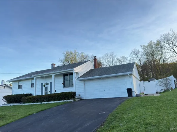 6 Limekiln Rd, Whitesboro, NY 13492