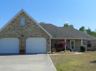 2900 Buckingham Dr, Paragould, AR 72450